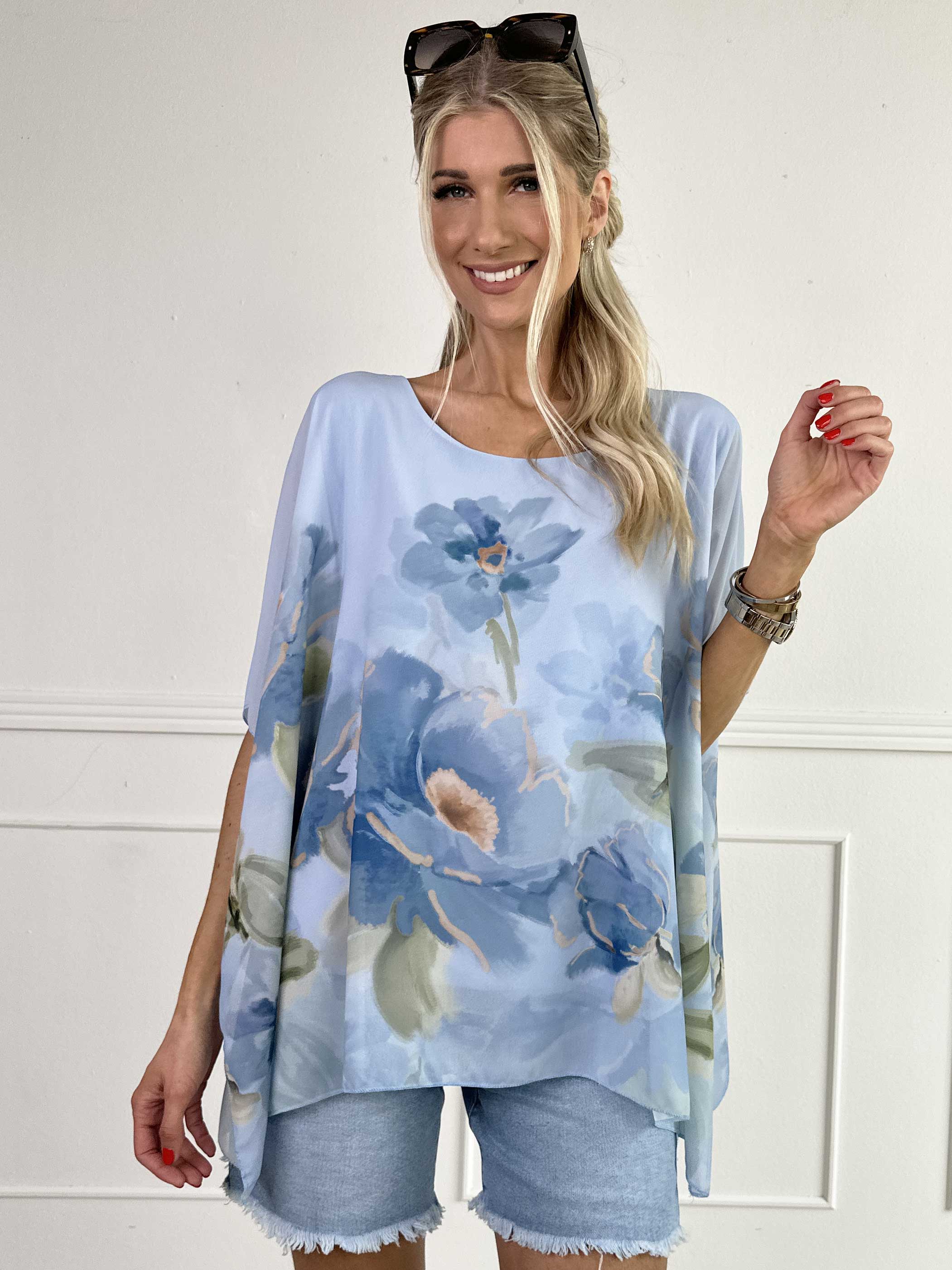 Mirabella Shirt - Sød tunika med løst chiffonlag med blomstermotiver
